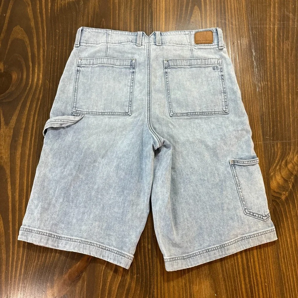 AMERICAN EAGLE Baggy‎ Bermuda Womens 10 Light Wash Denim Cargo Shorts